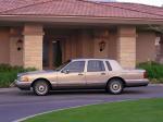 Lincoln Town Car 1990 года
